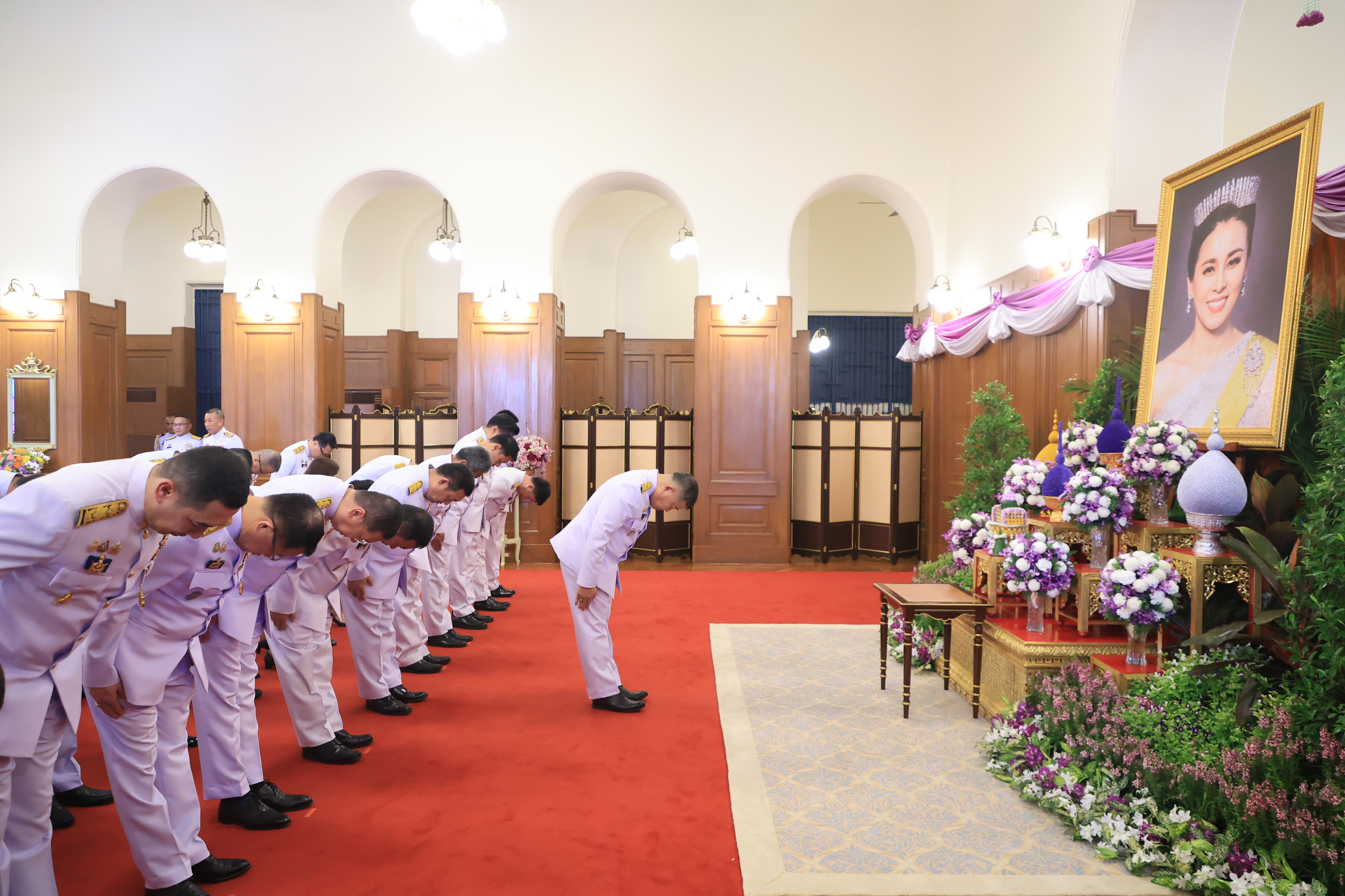 title - เลขาธิการ ส.ป.ก. ลงนามถวายพระพร สมเด็จพระนางเจ้าฯ พระบรมราชินี เนื่องในโอกาสวันเฉลิมพระชนมพรรษา 48 พรรษา 3 มิถุนายน 2569  ณ ศาลาสหทัยสมาคม พระบรมมหาราชวัง